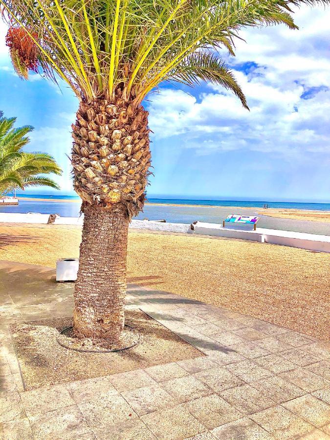Luxury Suite Sea Front II Playa Honda  Bagian luar foto